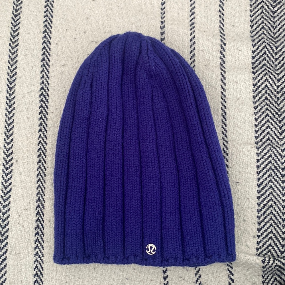 Lulu  Lemon Winter Hat